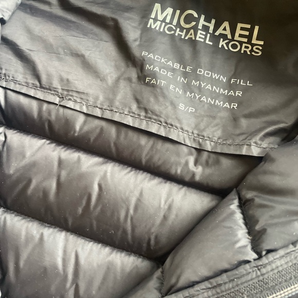 MICHAEL KORS BOMBER JACKET - Picture 3 of 3
